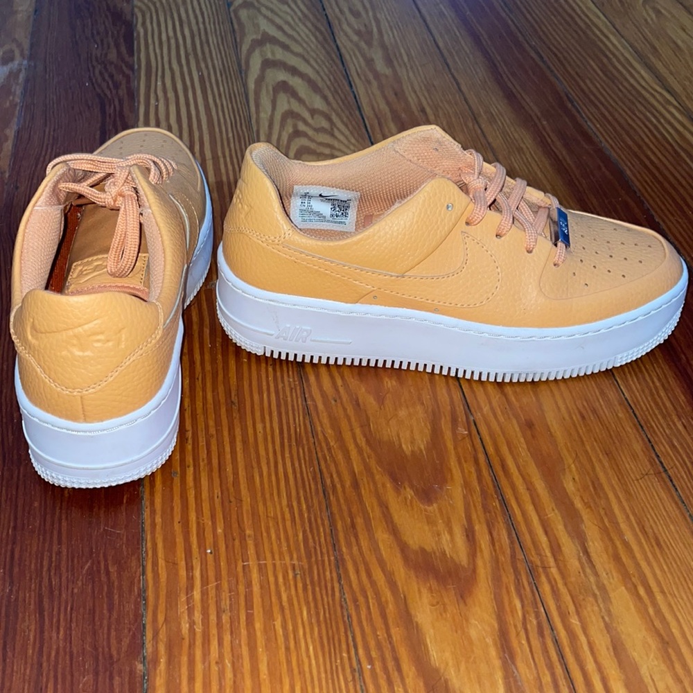 Nike Air Force 1